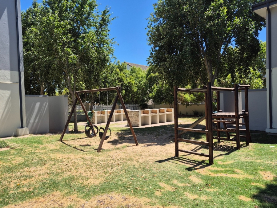 2 Bedroom Property for Sale in Buh Rein Estate Western Cape